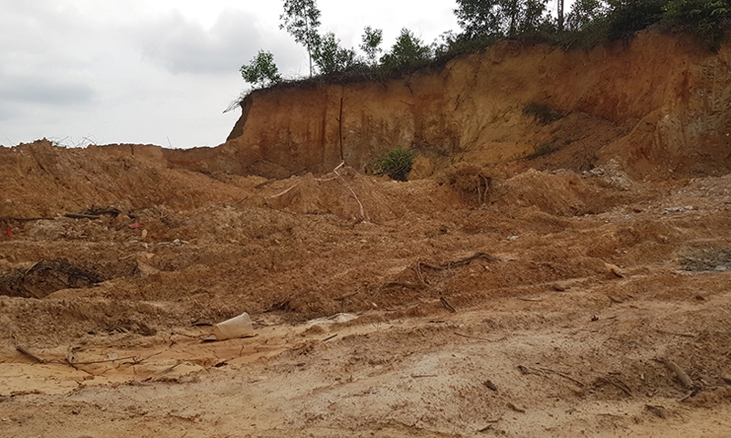 Thừa Thiên - Huế: Doanh nghiệp “chây ỳ” đóng cửa mỏ, phục hồi môi trường