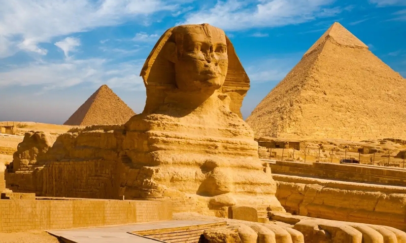 Những bí ẩn về tượng Nhân sư vĩ đại cạnh Kim tự tháp Giza của Ai Cập