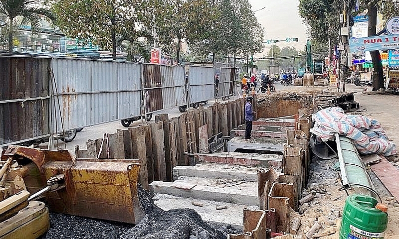 Đồng Nai: Công ty thực hiện dự án Chống ngập tại đường Đồng Khởi vi phạm thi công