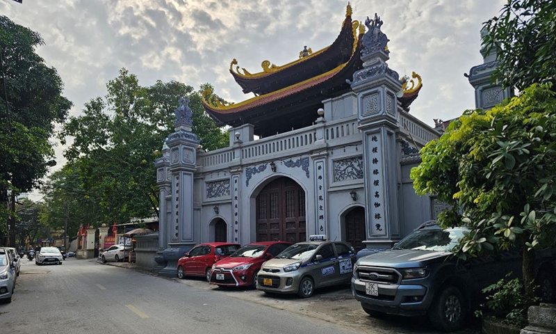 Thanh Xuân (Hà Nội): Cần xử lý dứt điểm các bãi trông giữ xe không phép tại phường Nhân Chính