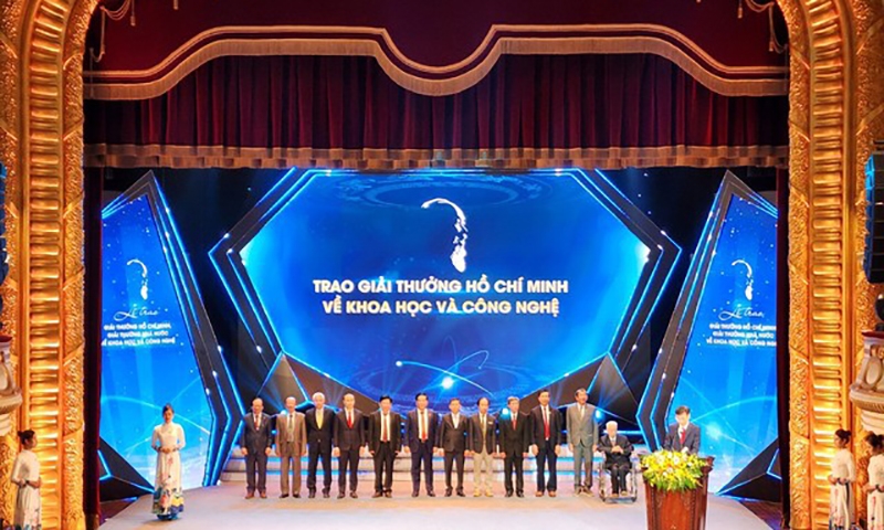 Các tiêu chuẩn xét tặng Giải thưởng Hồ Chí Minh và Giải thưởng Nhà nước về khoa học và công nghệ