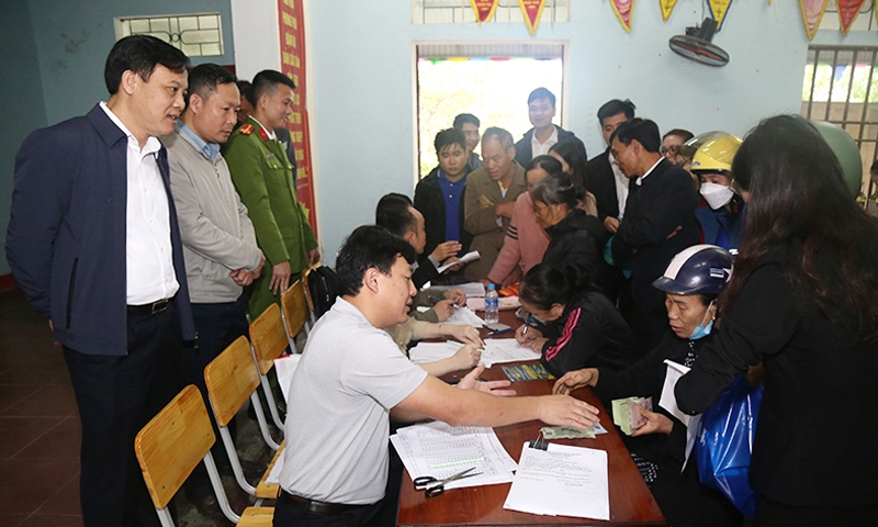 Hà Tĩnh: Chi trả tiền bồi thường giải phóng mặt bằng Dự án Khu công nghiệp Bắc Thạch Hà