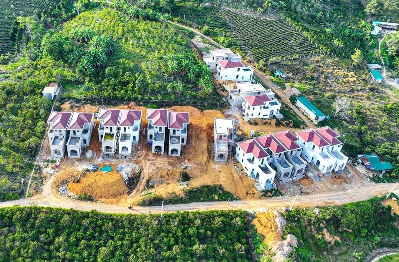 Lâm Đồng: Chỉ đạo xử lý nghiêm trách nhiệm đối với lãnh đạo UBND xã Lộc Thành vụ xây dựng 22 căn nhà không phép