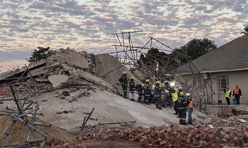 Vụ sập tòa nhà tại Nam Phi: Lực lượng cứu hộ đối mặt nhiều khó khăn
