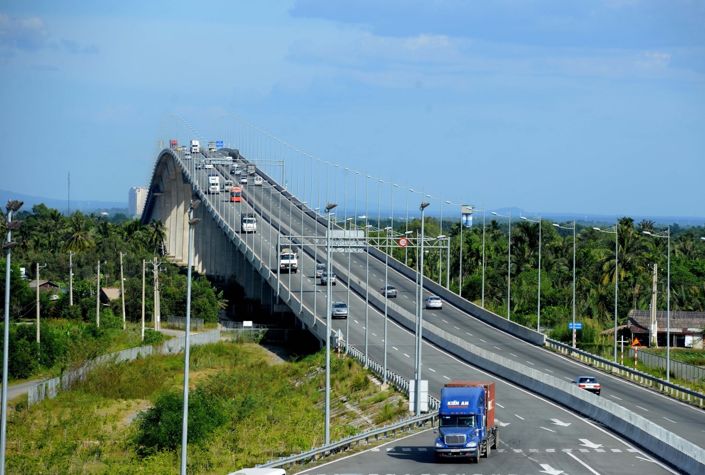 Hoàn thành hệ thống ETC tuyến cao tốc Thành phố Hồ Chí Minh - Long Thành - Dầu Giây vượt tiến độ
