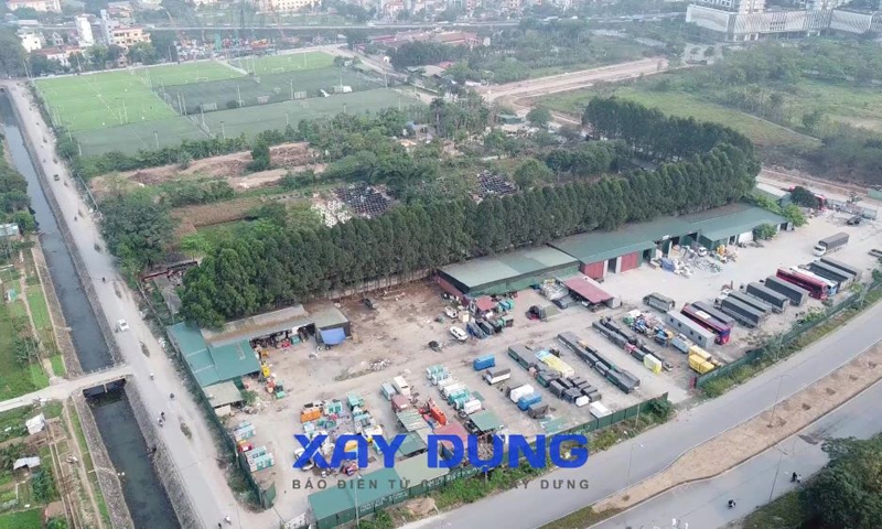 KĐT Gamuda Gardens (Hà Nội): Đất xây bệnh viện “biến” thành bãi xe, sân bóng